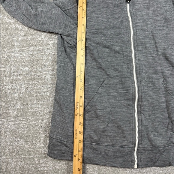 Icebreaker RealFLEECE Dia Long Sleeve Full Zip Hoodie SIZE M Gray Merino Wool - Picture 4 of 7
